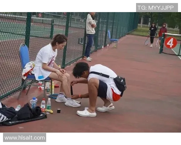 成都网球队的阵地战体系与网球战术创新研究 成都网球队的阵地战体系与网球战术创新研究