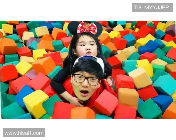 足球明星与萌娃的温馨互动视频展现亲子时光的快乐与感动 足球明星与萌娃的温馨互动视频展现亲子时光的快乐与感动