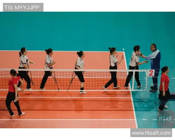 赛后分析广州排球队与南京排球队的团队协作表现与战术执行